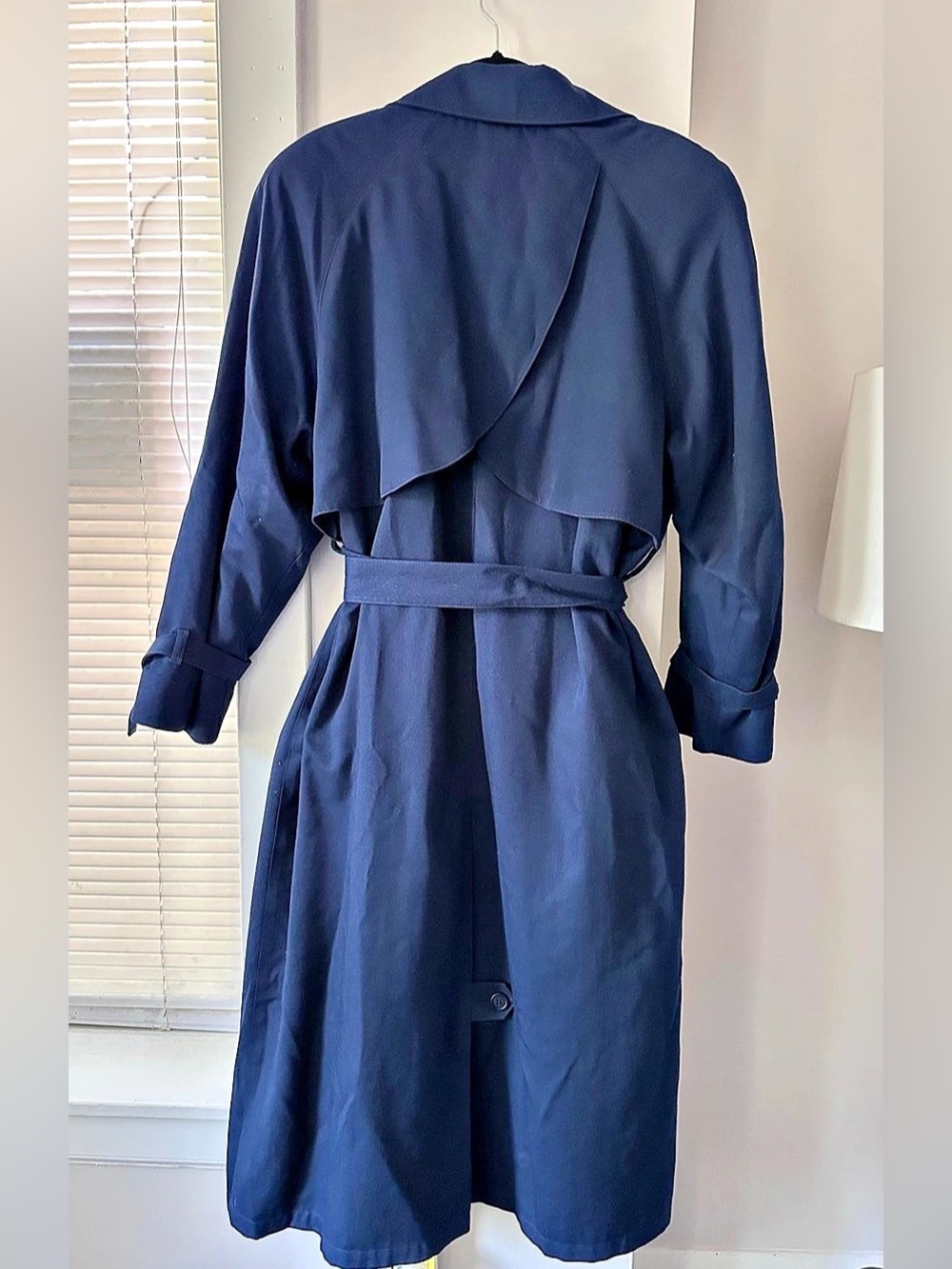 Vintage London Fog Navy Blue Double-Breasted Trench Coat w/ Zip-Out Liner Sz 14 - Picture 2 of 8